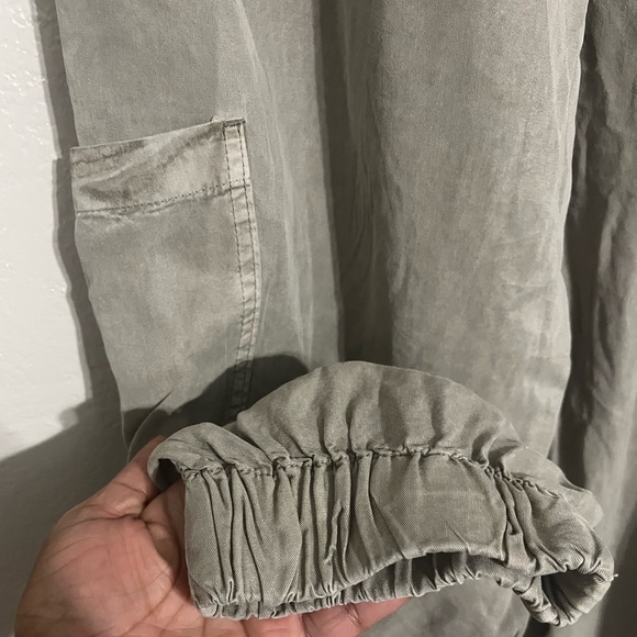 Forever 21 Tan Cargo Pants with Chain Size Large - Picture 5 of 6